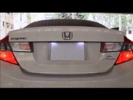 วิธีเปลี่ยนหลอดไฟส่องป้ายทะเบียน Honda Civic FB